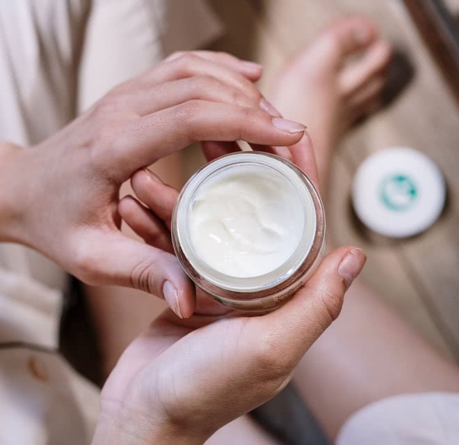 Como revender cosméticos por catálogo da abelha rainha