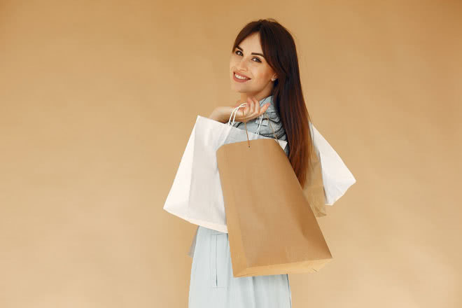 Top dicas de o que comprar com 100 reais para revender
