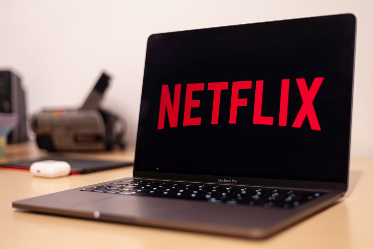 Como trabalhar como avaliador de filmes e séries Netflix?